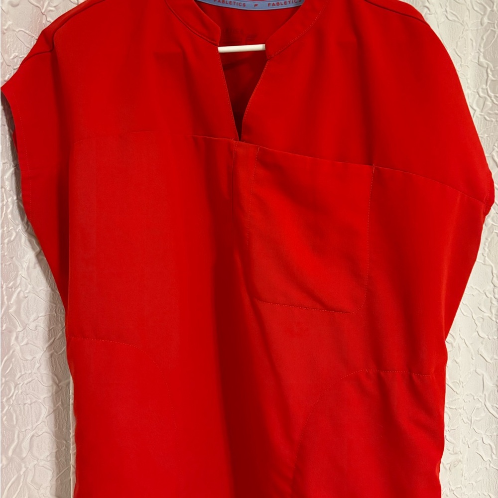 Fabletics scrubs, medium oversized top, large short joggers.